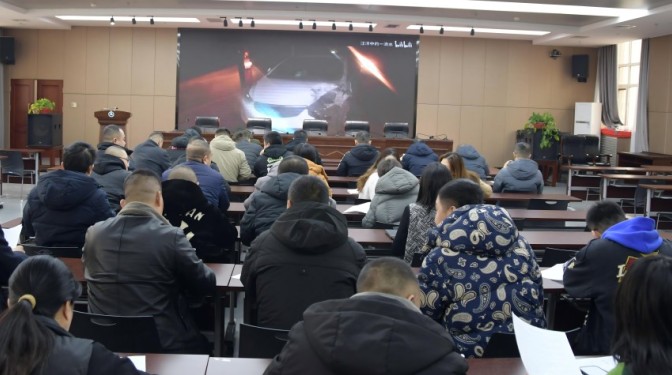 甘肅建科院召開交通安全專項(xiàng)培訓(xùn)會